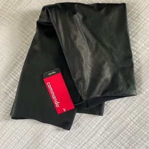 Commando faux leather bike short